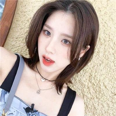 海边的白房子